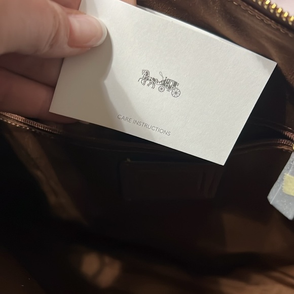 Brand new coach cross body purse - Picture 8 of 8